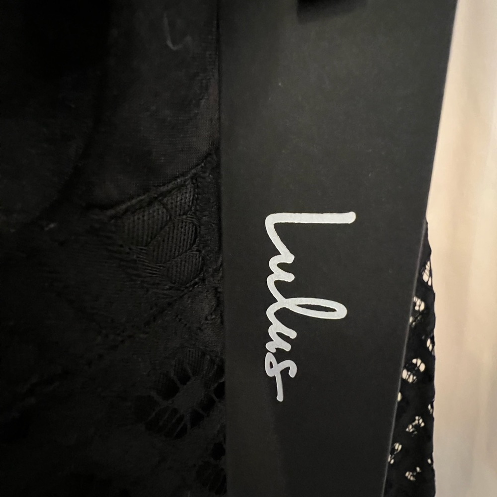 That little black dress! - Picture 3 of 3